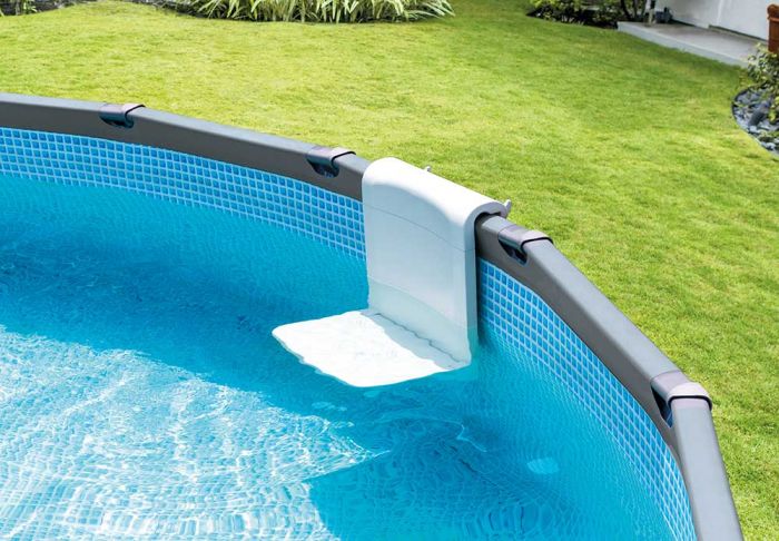 BANC DE PISCINE -